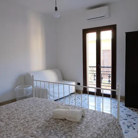 Rosalia's * Castel di Tusa