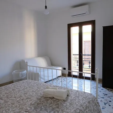 Rosalia's * Castel di Tusa